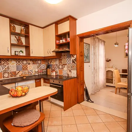 Great Location,2 Bedroom Cavtat