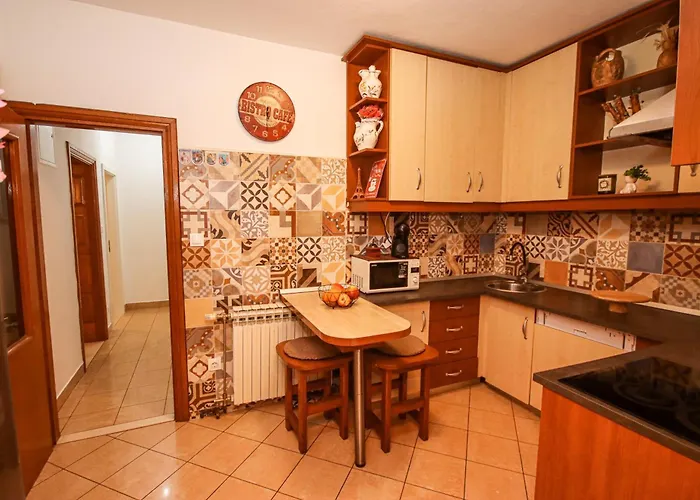 Apartament Great Location,2 Bedroom *