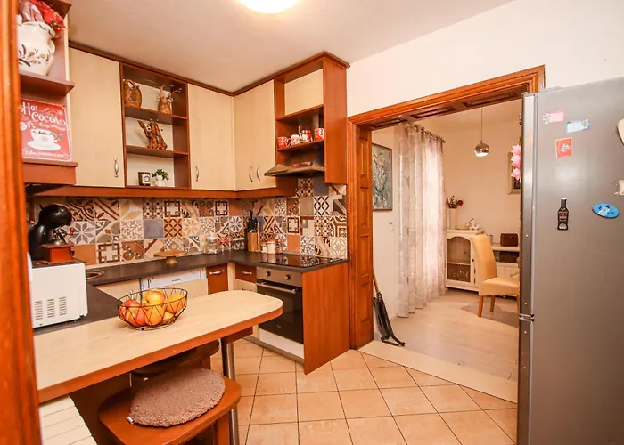 Great Location,2 Bedroom Cavtat