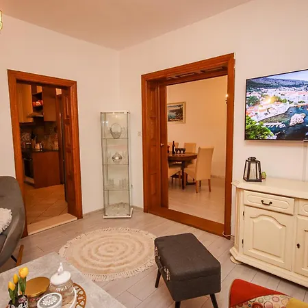 Lejlighed Great Location,2 Bedroom *