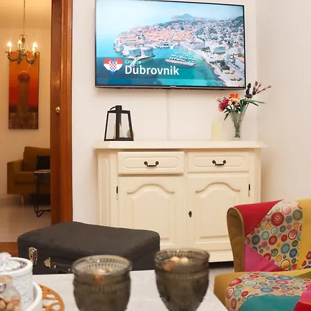 Great Location,2 Bedroom